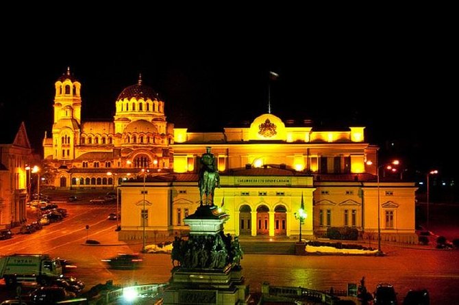 Sofia by Night Panoramic Tour with Dinner and Folklore Show - Key things to know before you go