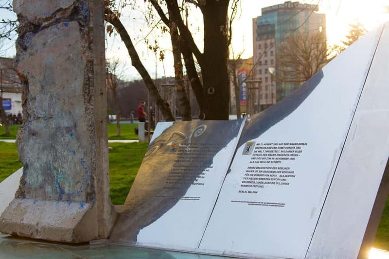 Sofia: Communist Walking Tour - National Assembly of Bulgaria: politics as a physical space