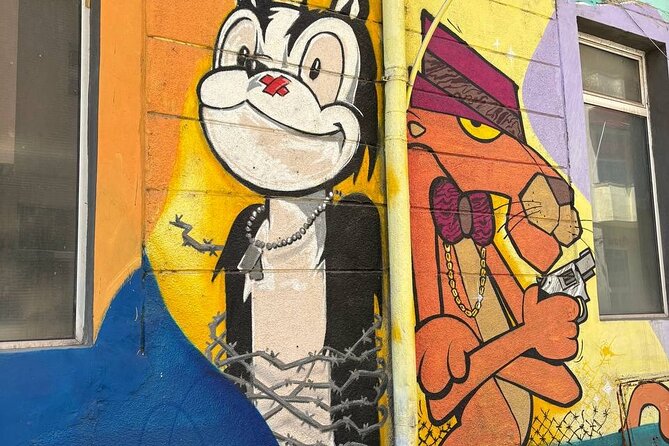 Sofia: Graffiti in Sofia Self-Guided - Bosoletti mural at Urban Creatures 2019: street art with an event tie