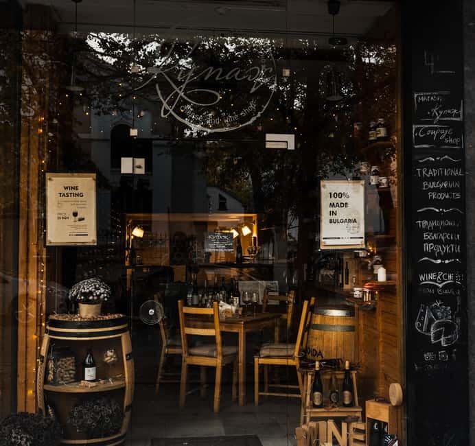 Sofia: Guided Tasting of Local Wines and Cheeses - The chalk map of Bulgarian wine regions you will actually remember