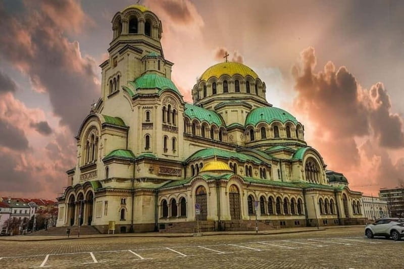 Sofia : Must-See Attractions Walking Tour - Central Market Hall: ancient mineral springs lore and real local energy