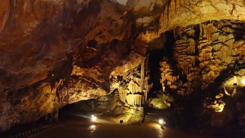 Sofia: Saeva Dupka, Devetashka and Prohodna Cave Day Tour - A 10-hour cave trio from Sofia, how the day really runs