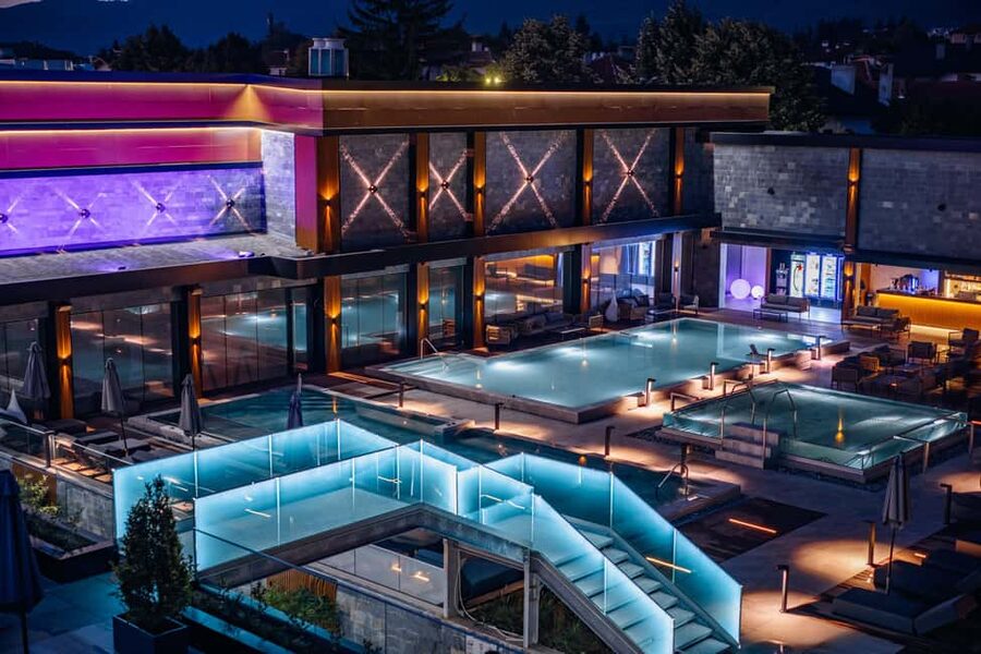 Spa day pass at Pulse Therme Bansko - Glass Horizon Pool: the outdoor thermal moment you will remember