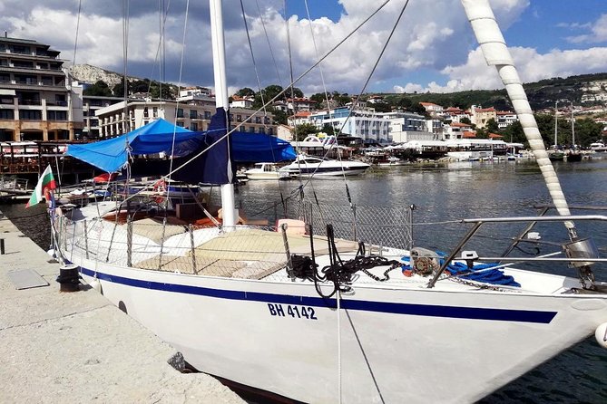 Superb Black Sea Yacht Picnic with Food & Drinks - Meeting in Balchik: where to go and how to not stress
