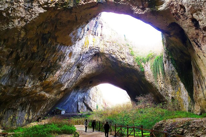Tour to Lovech, Devetaki cave & Krushuna waterfalls - Guides and Small Groups: Why the Pace Feels Human