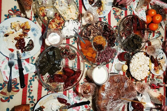 Unique Traditional Bulgarian Meal at the Seven Rila Lakes Hut - Mobile ticket and private group: small details that help