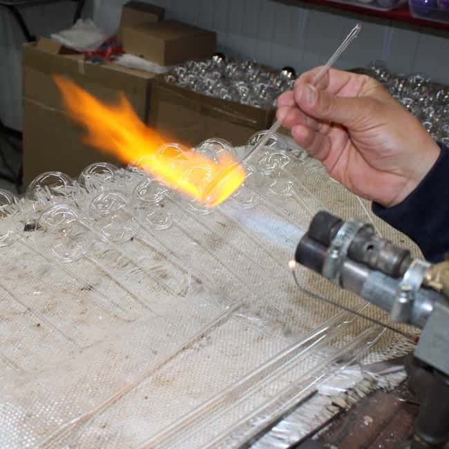 Varna: Visit our glass blowing workshop - Glassblowing in Beloslav: what this workshop experience really feels like