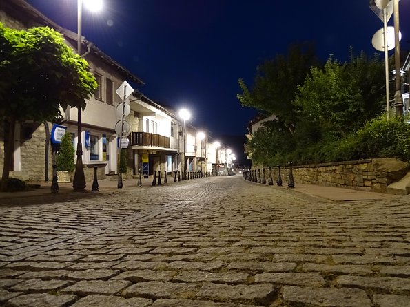 Veliko Tarnovo and Arbanasi Tour from Sofia - A church stop you can usually fit into the flow