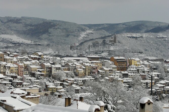 Veliko Tarnovo and Arbanassi Small-Group Day Trip from Sofia - Arbanassi: fortress-style houses and a church that hits hard visually