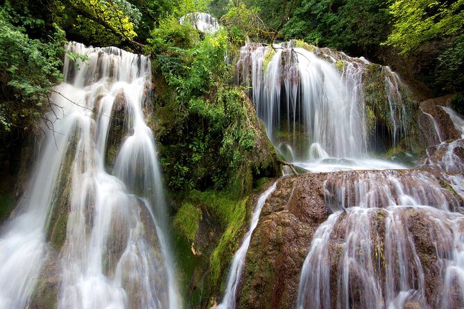 Wilderness experience- Kroshuna waterfalls with Devetashka and God's eyes cave - Stop 1: Entering Devetashka Cave (Lovech Area)