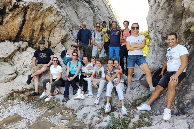 Wine trip with The Jolly Vintners near Sofia - A half-day wine hike near Sofia that mixes ruins, river gorge, and the glass